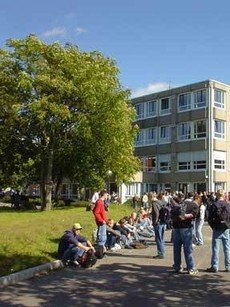 schulhof.jpg